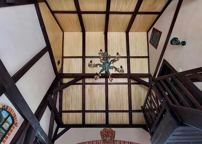 Jelen W Smokingu Sulow (Lower Silesia)